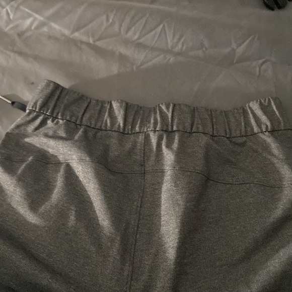 Lululemon - Picture 7 of 9